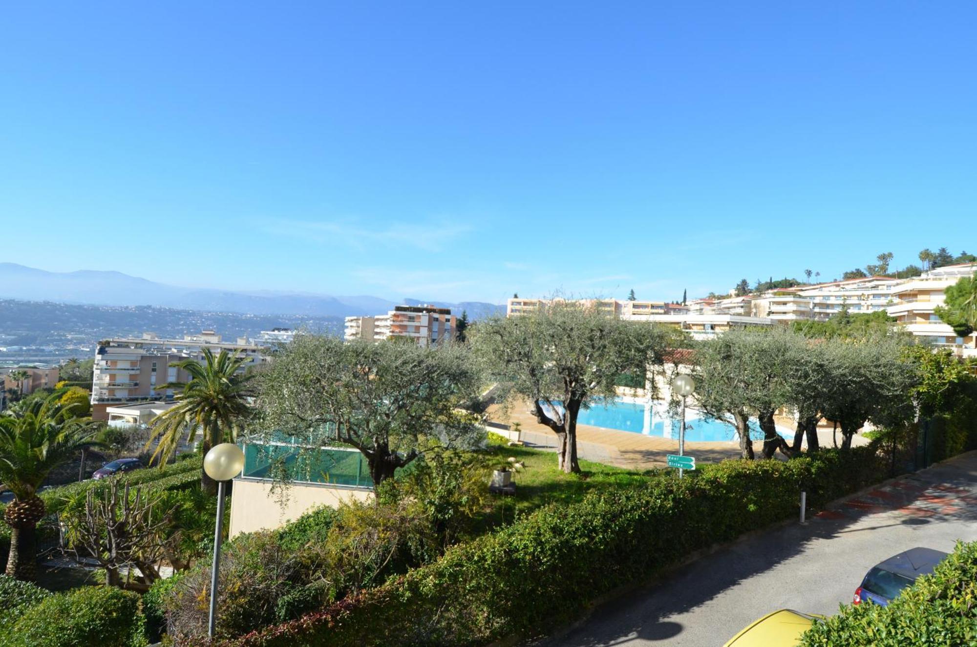 Plein Ciel - Appartement 5 Personnes Avec Piscine Sur La Corniche Fleurie A นีซ ภายนอก รูปภาพ