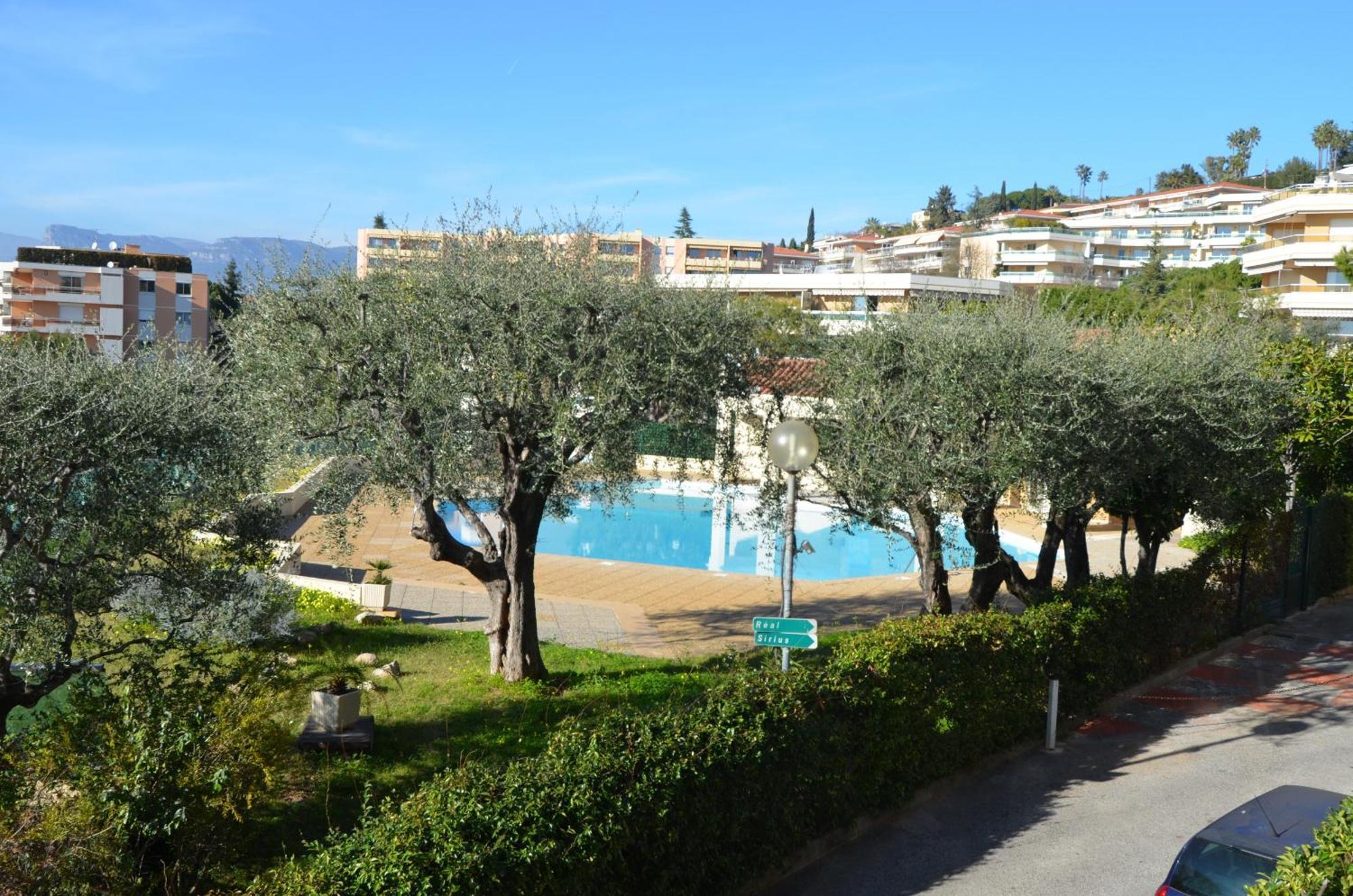 Plein Ciel - Appartement 5 Personnes Avec Piscine Sur La Corniche Fleurie A นีซ ภายนอก รูปภาพ